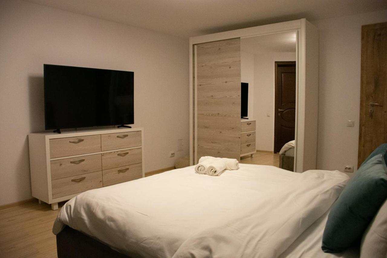 Janine Garden Hotell Braşov Eksteriør bilde