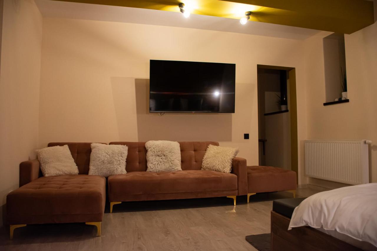Janine Garden Hotell Braşov Eksteriør bilde