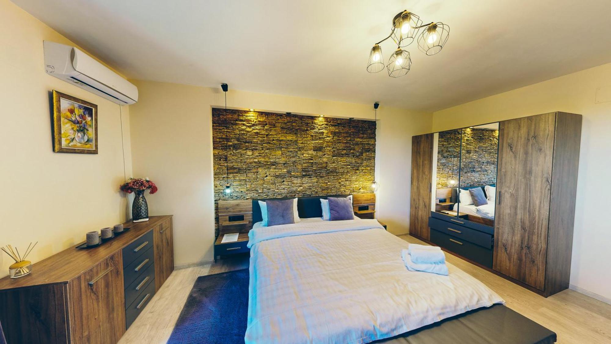 Janine Garden Hotell Braşov Eksteriør bilde