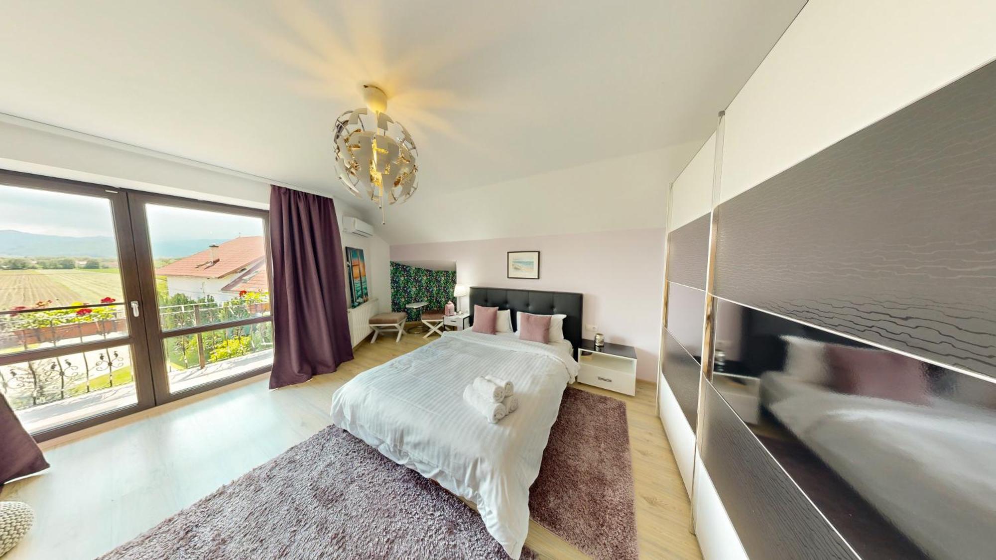 Janine Garden Hotell Braşov Eksteriør bilde